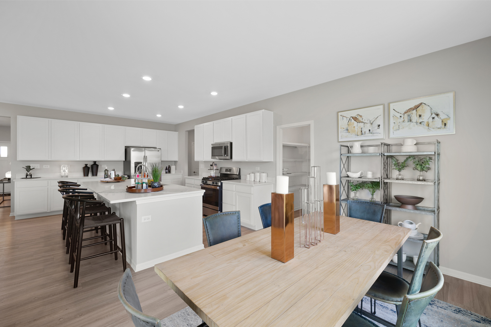 1506 Kinwood Road, South Elgin, IL 60177