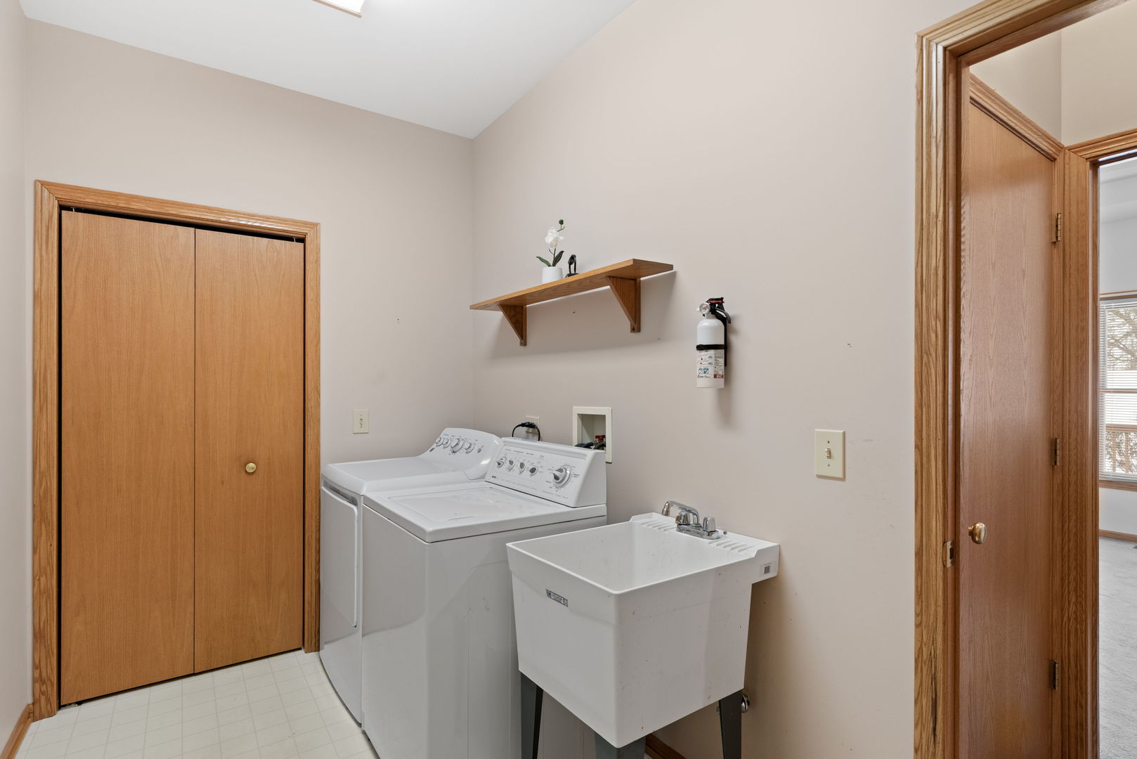 8207 Squirrel Drive, Spring Grove, IL 60081