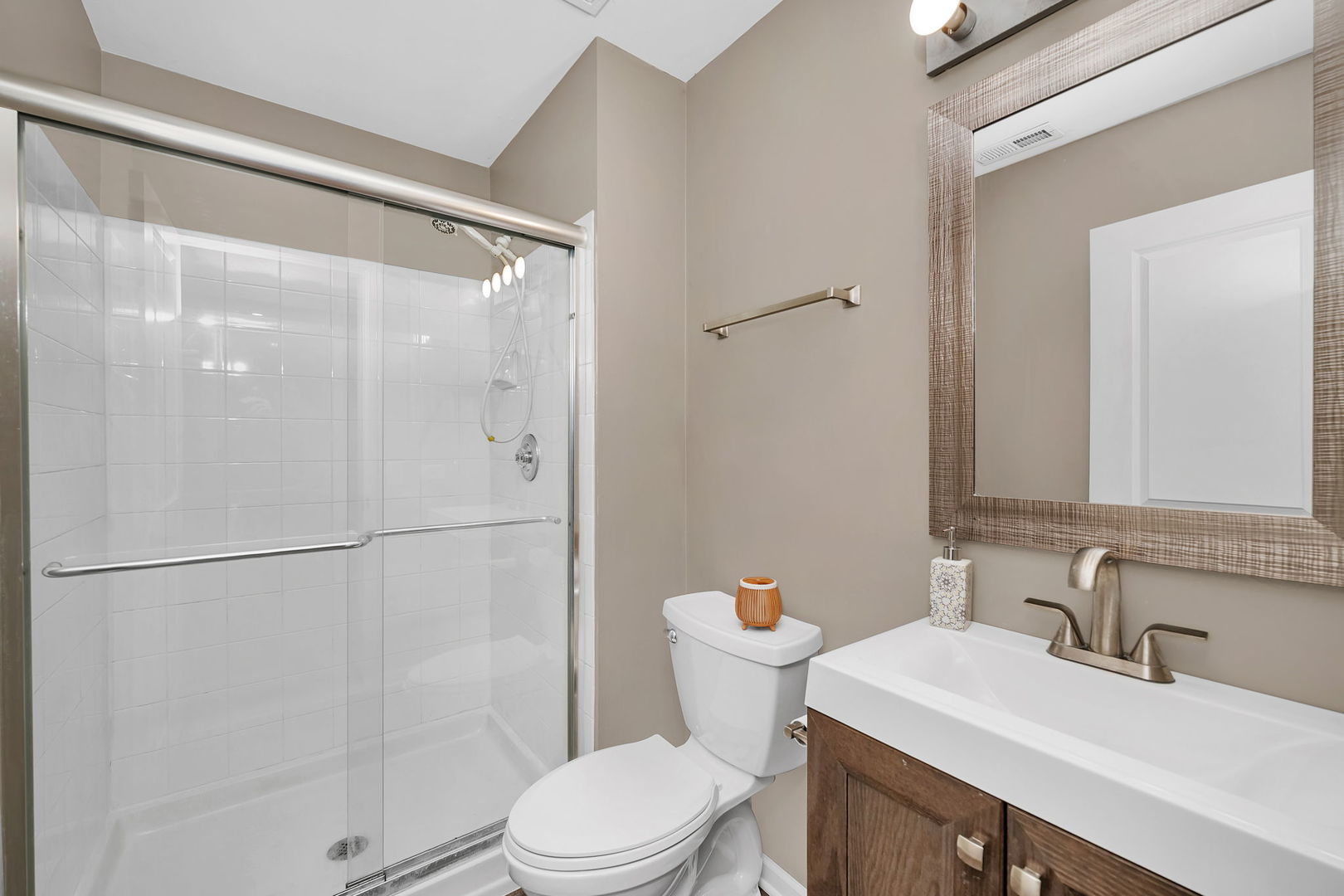 2357 Twilight Drive, Aurora, IL 60503