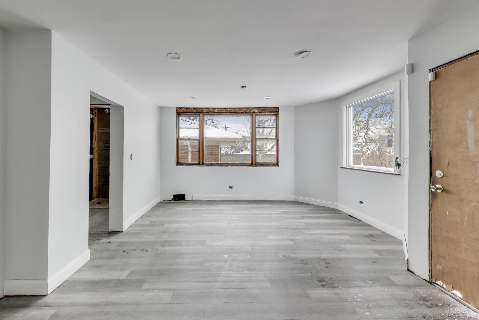 405 N Lawler Avenue, Chicago, IL 60644