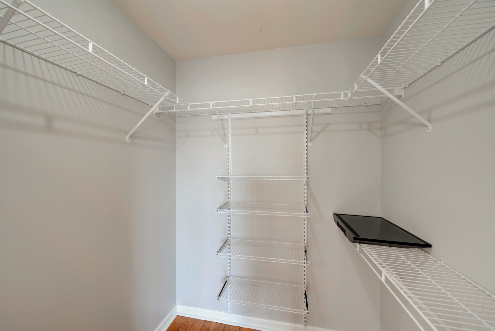 974 N Village Drive #4, Round Lake Beach, IL 60073