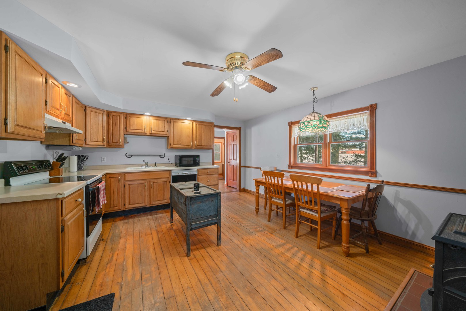 11410 Waterman Road, Waterman, IL 60556