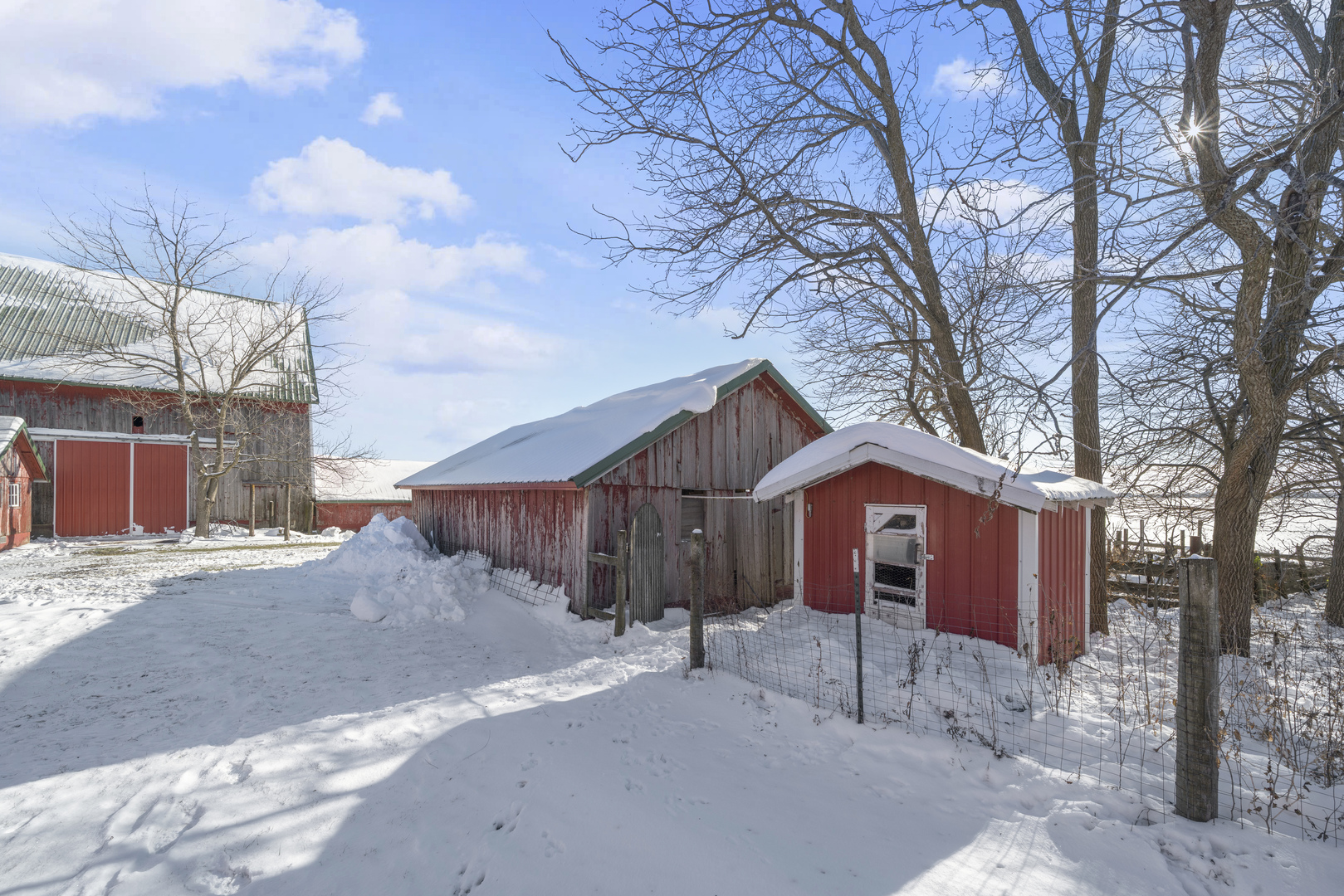 11410 Waterman Road, Waterman, IL 60556