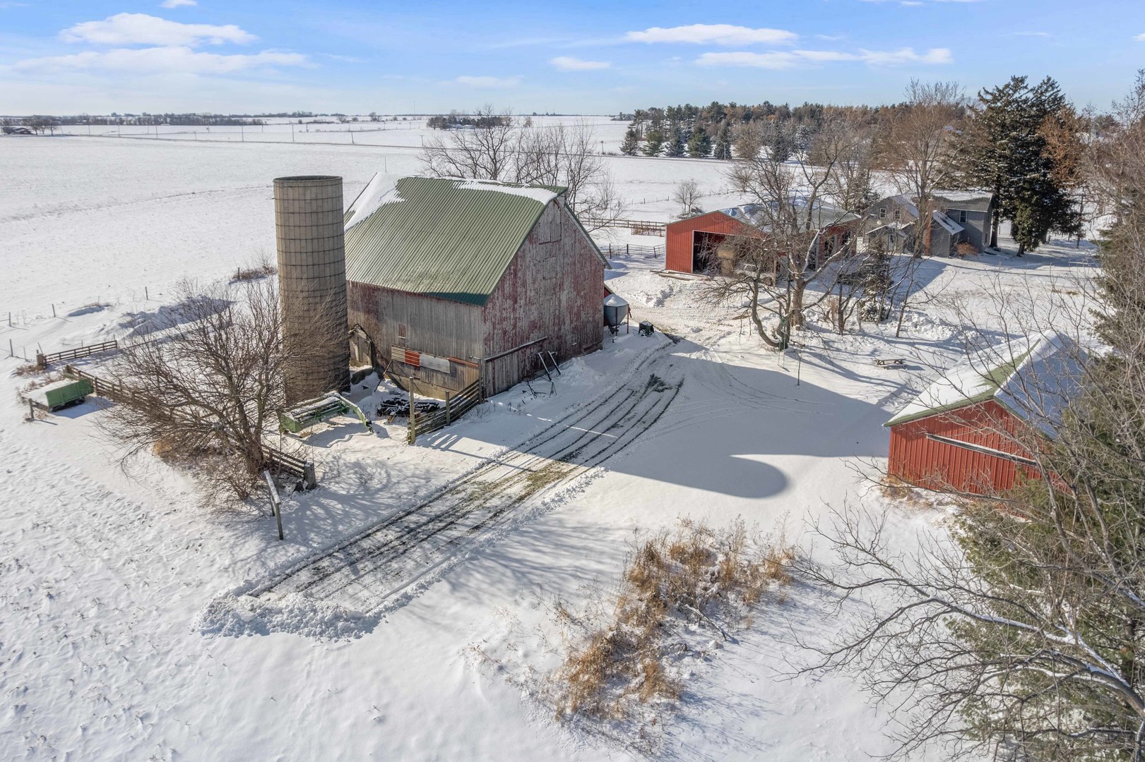 11410 Waterman Road, Waterman, IL 60556