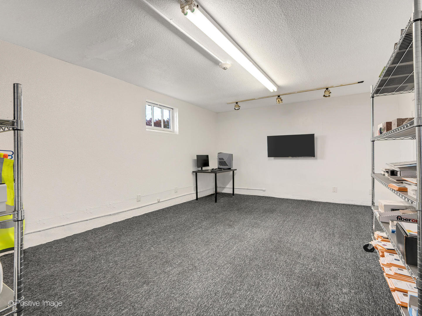 351 N York Road, Elmhurst, IL 60126