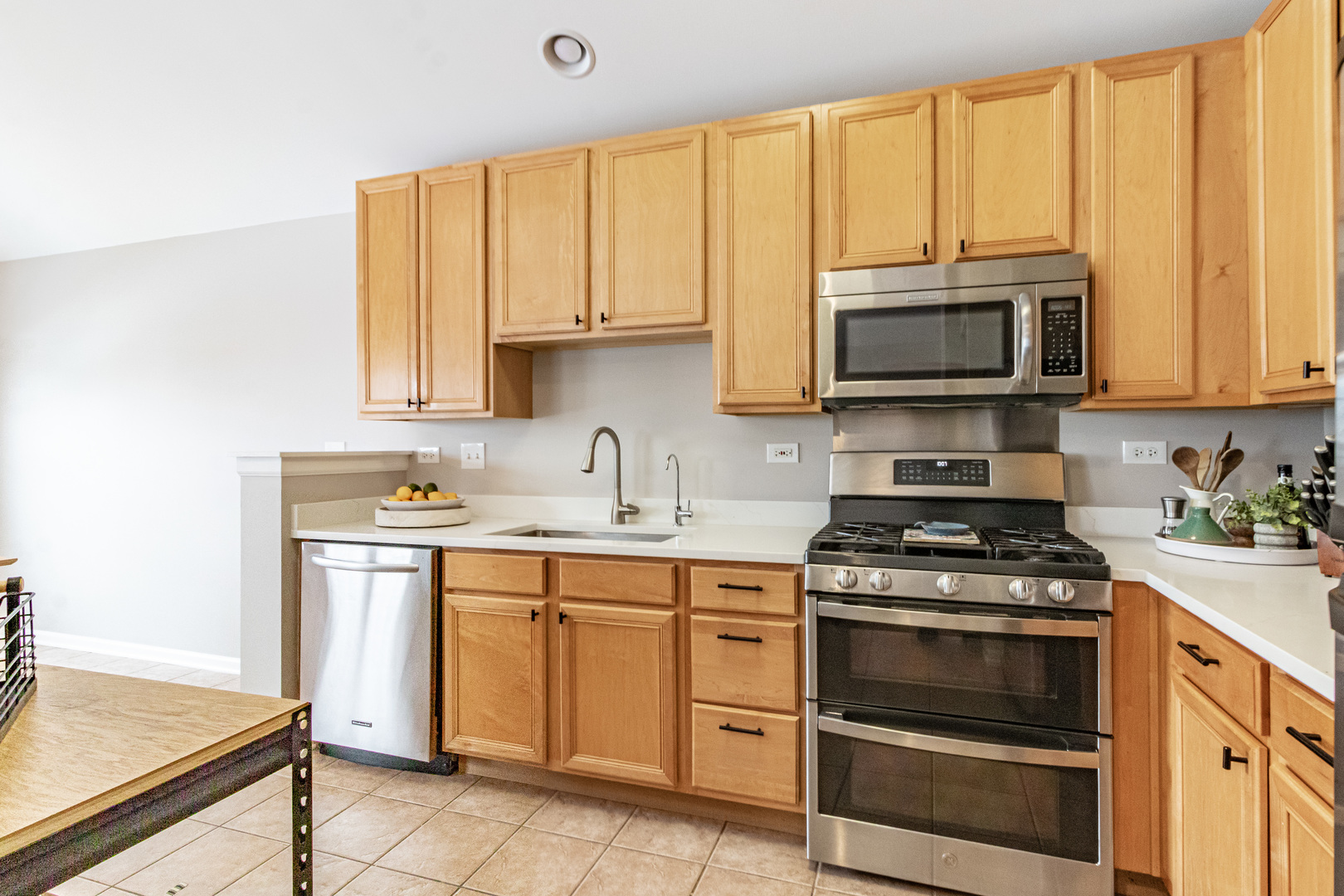 349 Pine Lake Circle, Vernon Hills, IL 60061