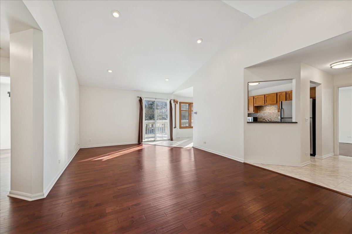 1810 Fox Run Drive #C, Elk Grove Village, IL 60007