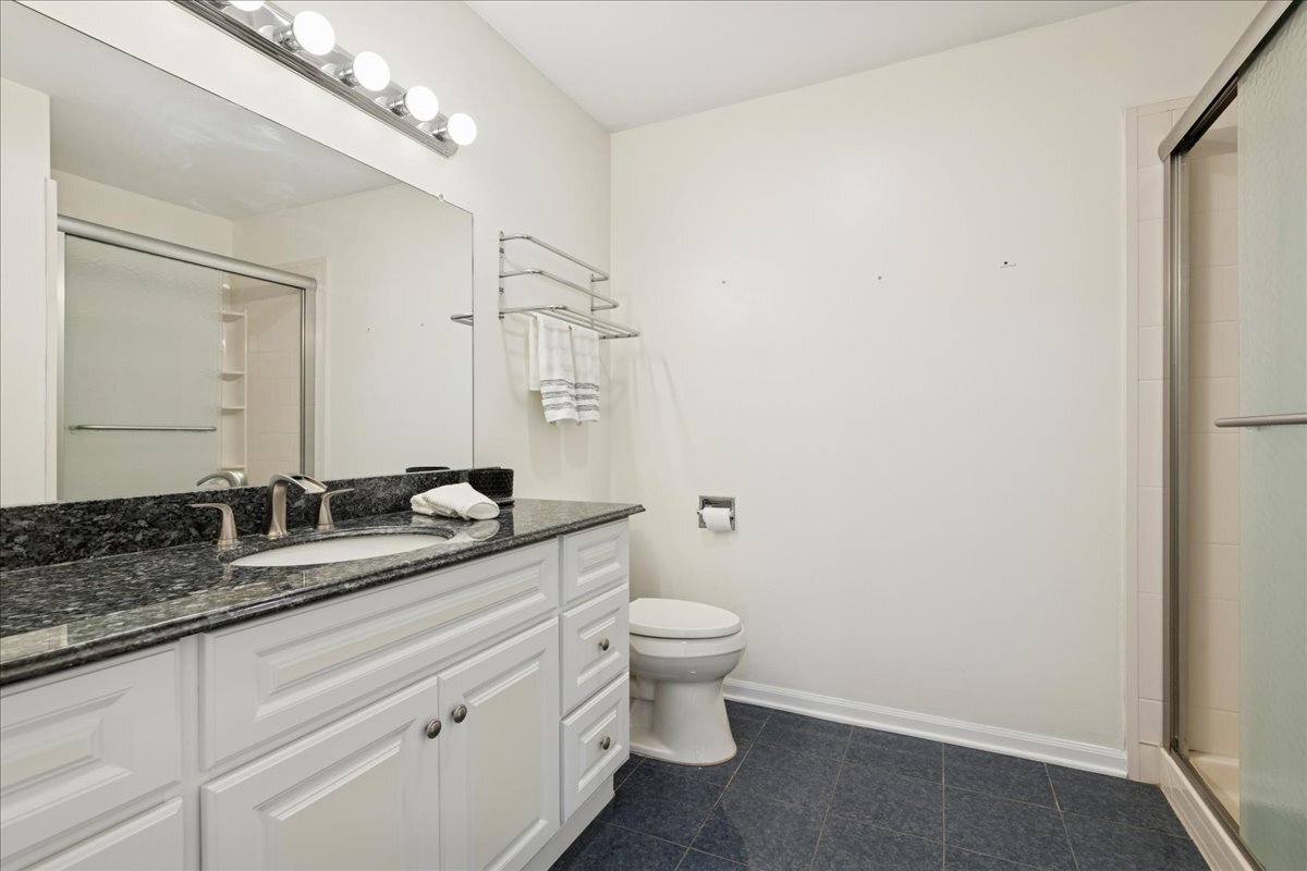 1810 Fox Run Drive #C, Elk Grove Village, IL 60007