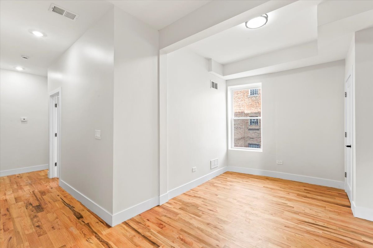 6128 S Rhodes Avenue #1, Chicago, IL 60637