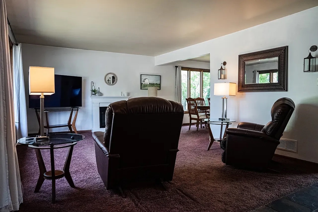 17001 93rd Avenue, Orland Hills, IL 60487