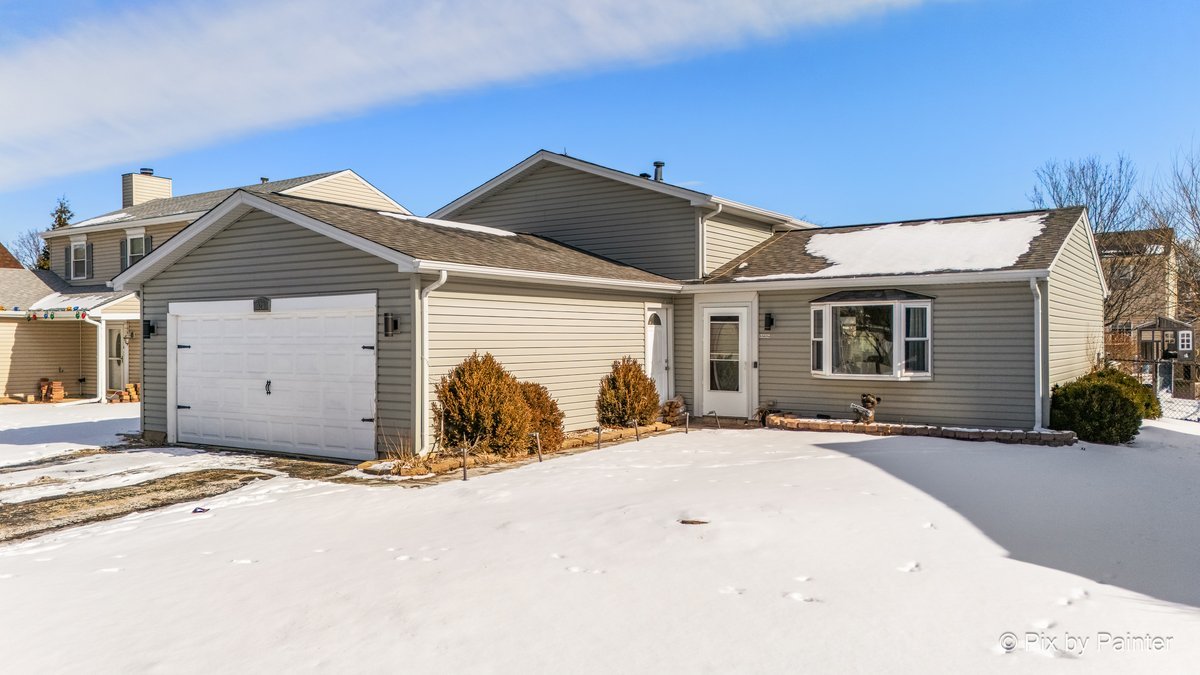 320 Homestead Drive, Bolingbrook, IL 60440