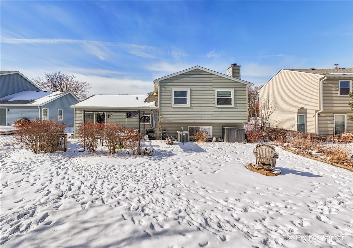 320 Homestead Drive, Bolingbrook, IL 60440