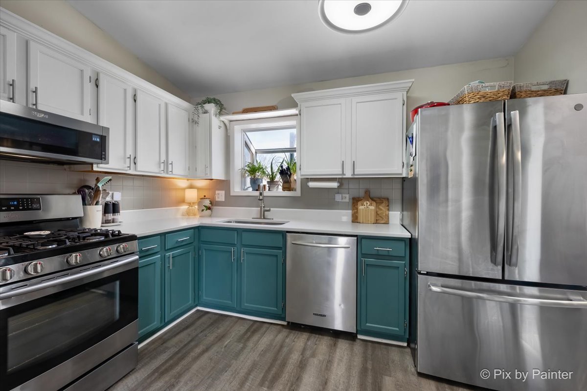 320 Homestead Drive, Bolingbrook, IL 60440