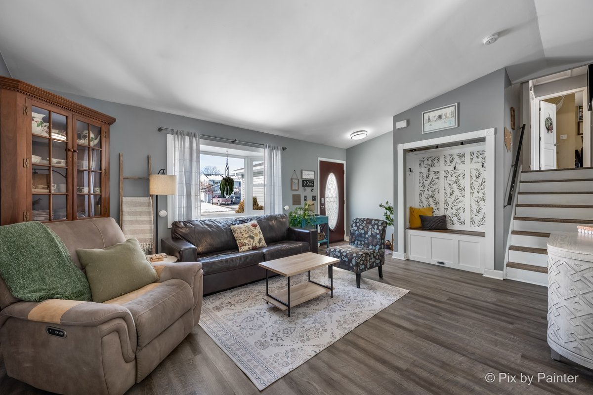 320 Homestead Drive, Bolingbrook, IL 60440