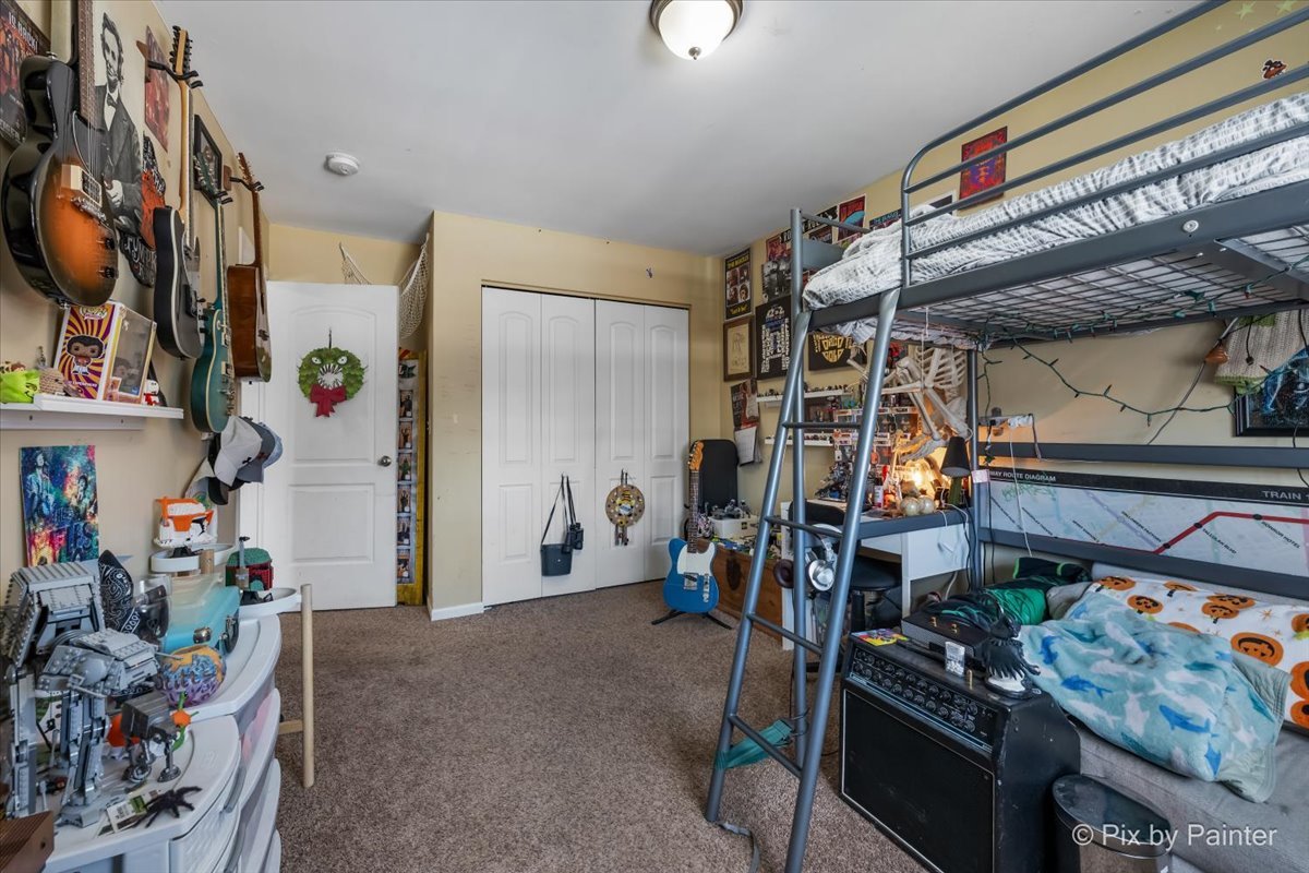 320 Homestead Drive, Bolingbrook, IL 60440