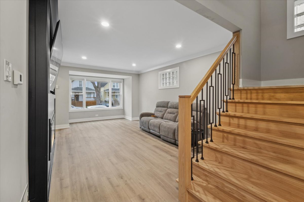 8404 S Carpenter Street, Chicago, IL 60620