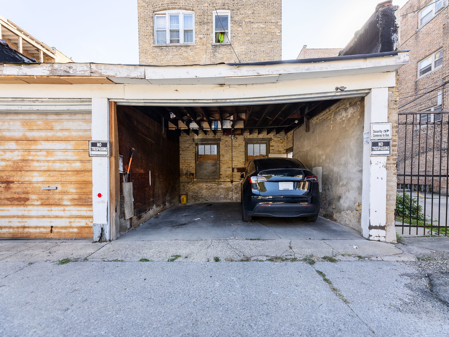 6212 N Sacramento Avenue, Chicago, IL 60659