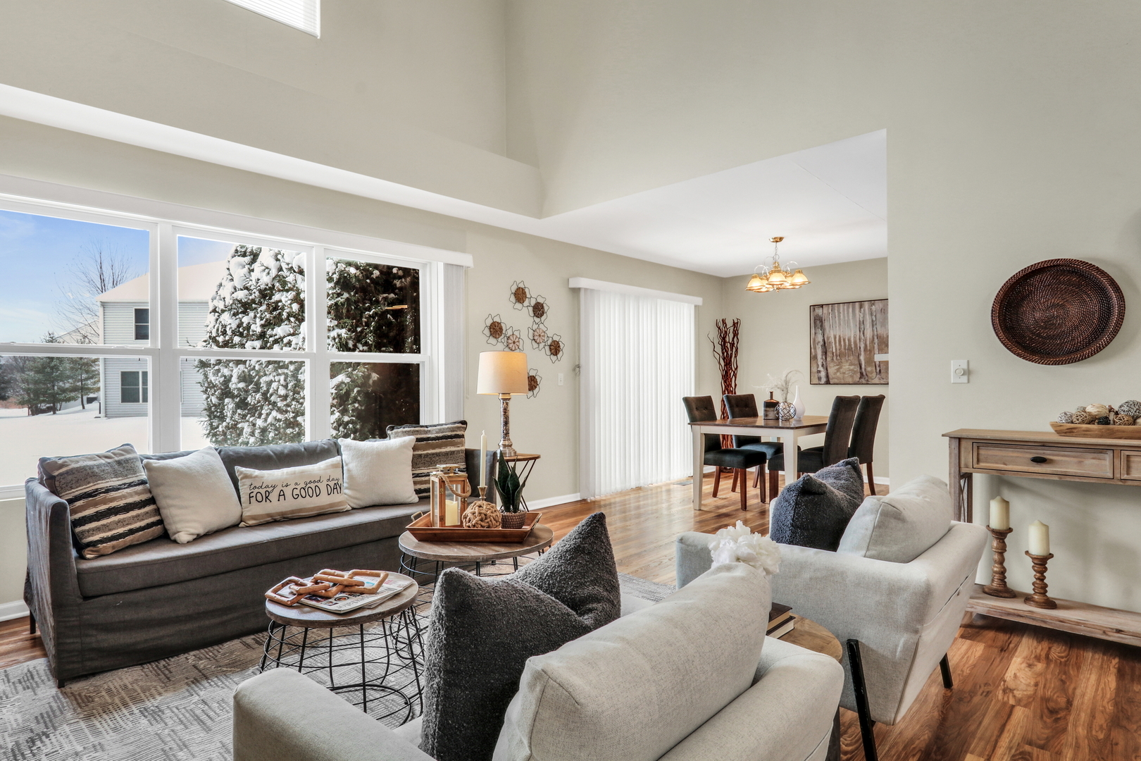 718 Baxter Court, Lake Villa, IL 60046