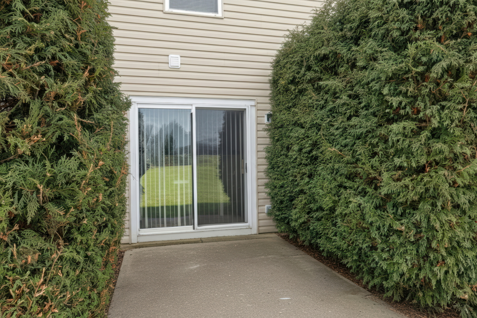 718 Baxter Court, Lake Villa, IL 60046