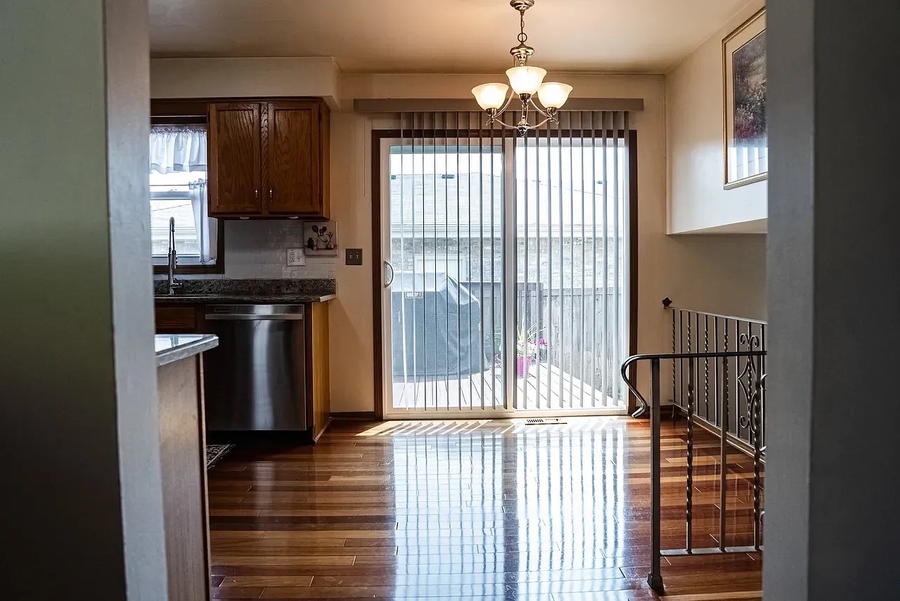 17001 93rd Avenue, Orland Hills, IL 60487