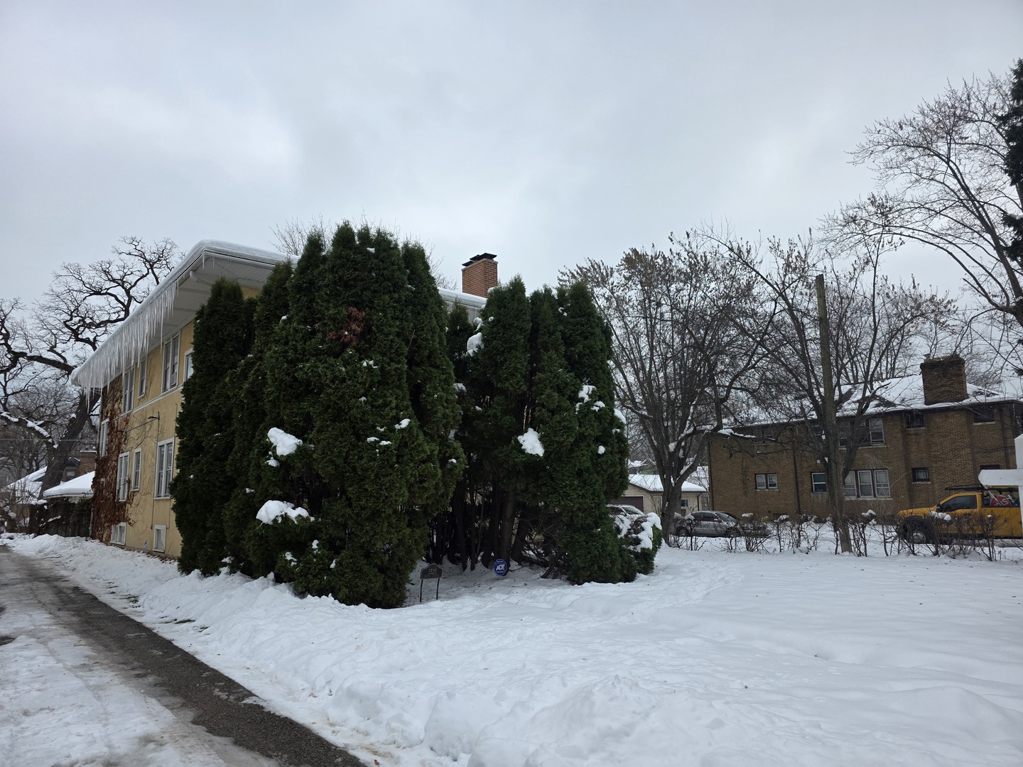 1525 North Avenue, Waukegan, IL 60085