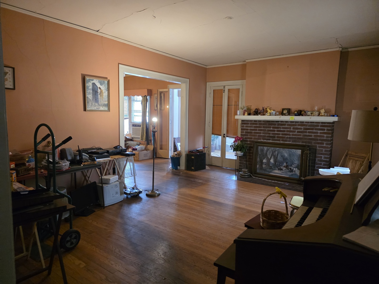 1525 North Avenue, Waukegan, IL 60085