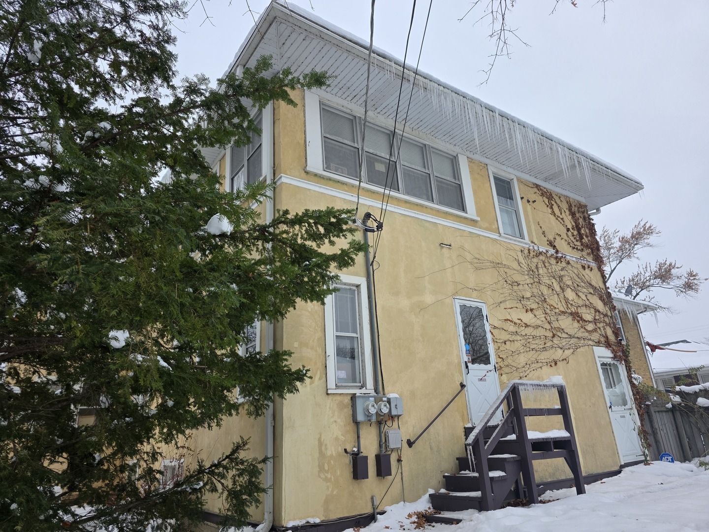 1525 North Avenue, Waukegan, IL 60085