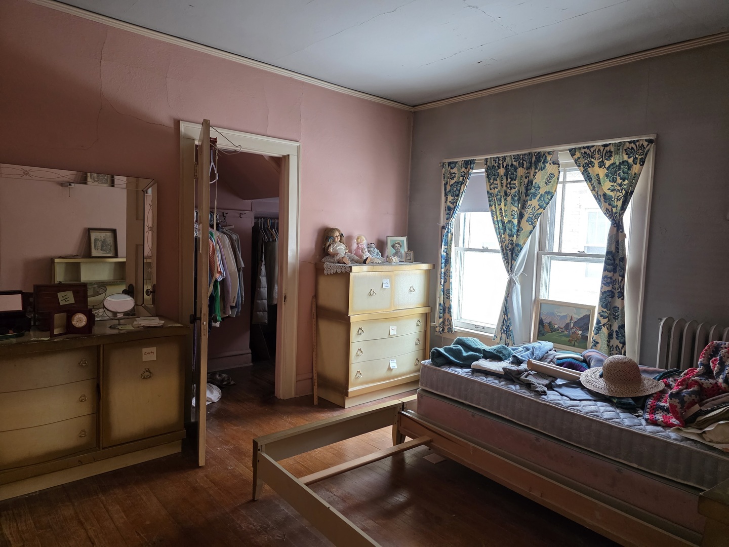 1525 North Avenue, Waukegan, IL 60085