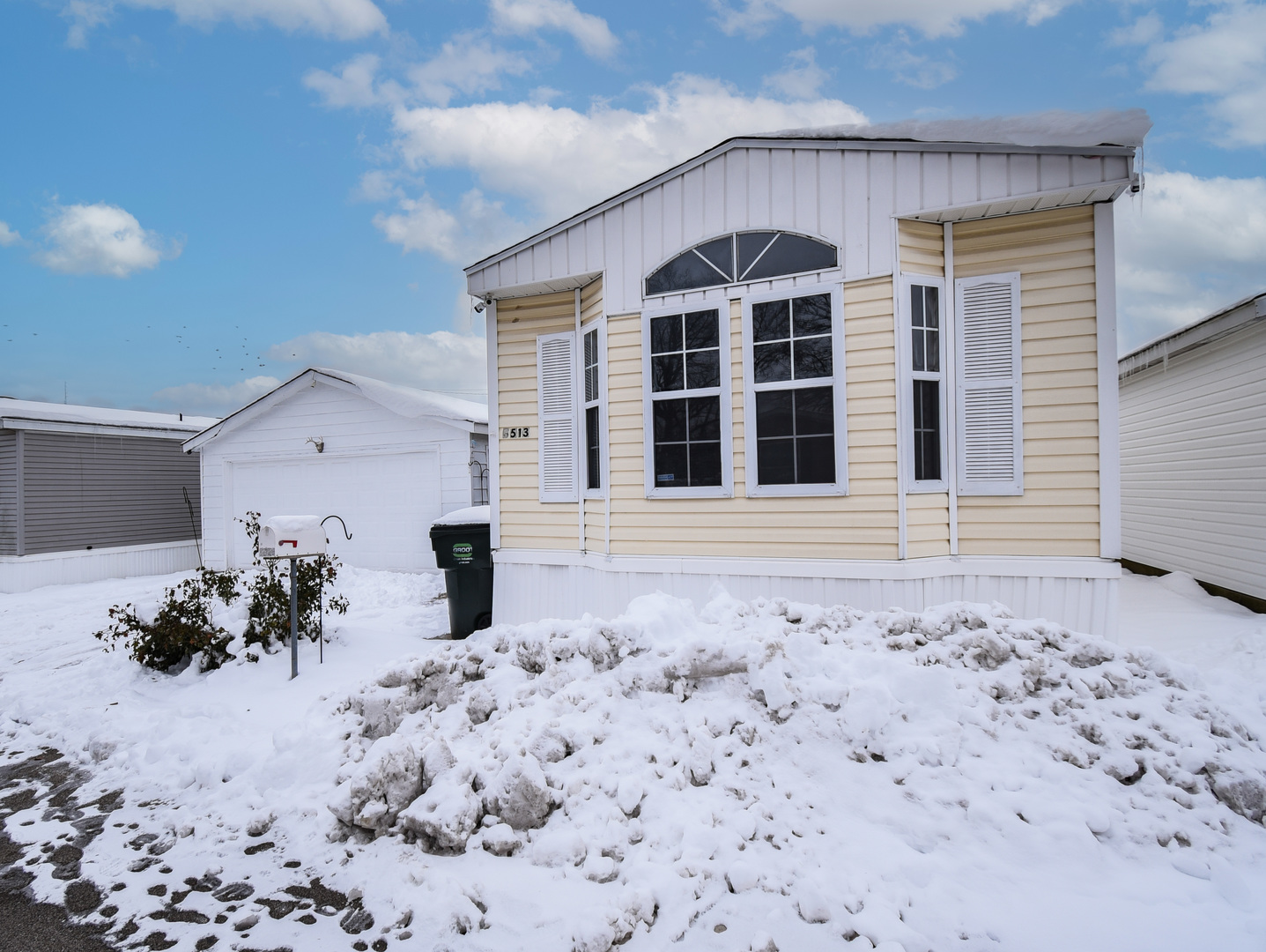 3513 Barb Avenue #178, Waukegan, IL 60085