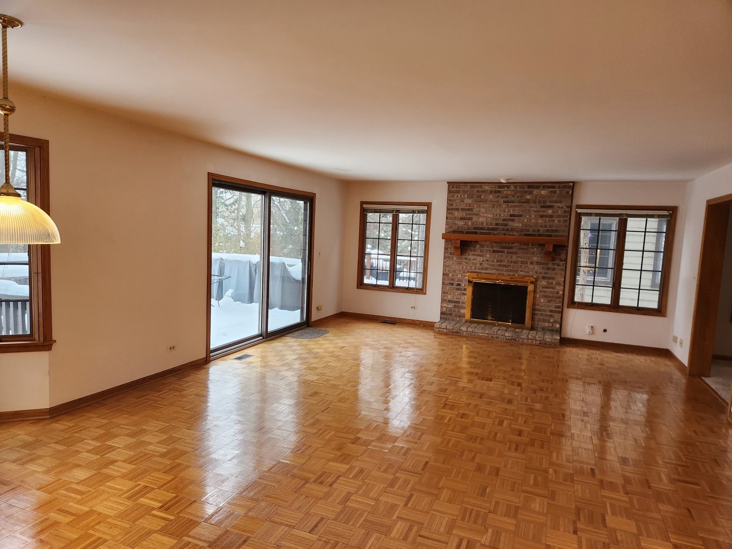 6808 Scotch Pine Trail, Darien, IL 60561