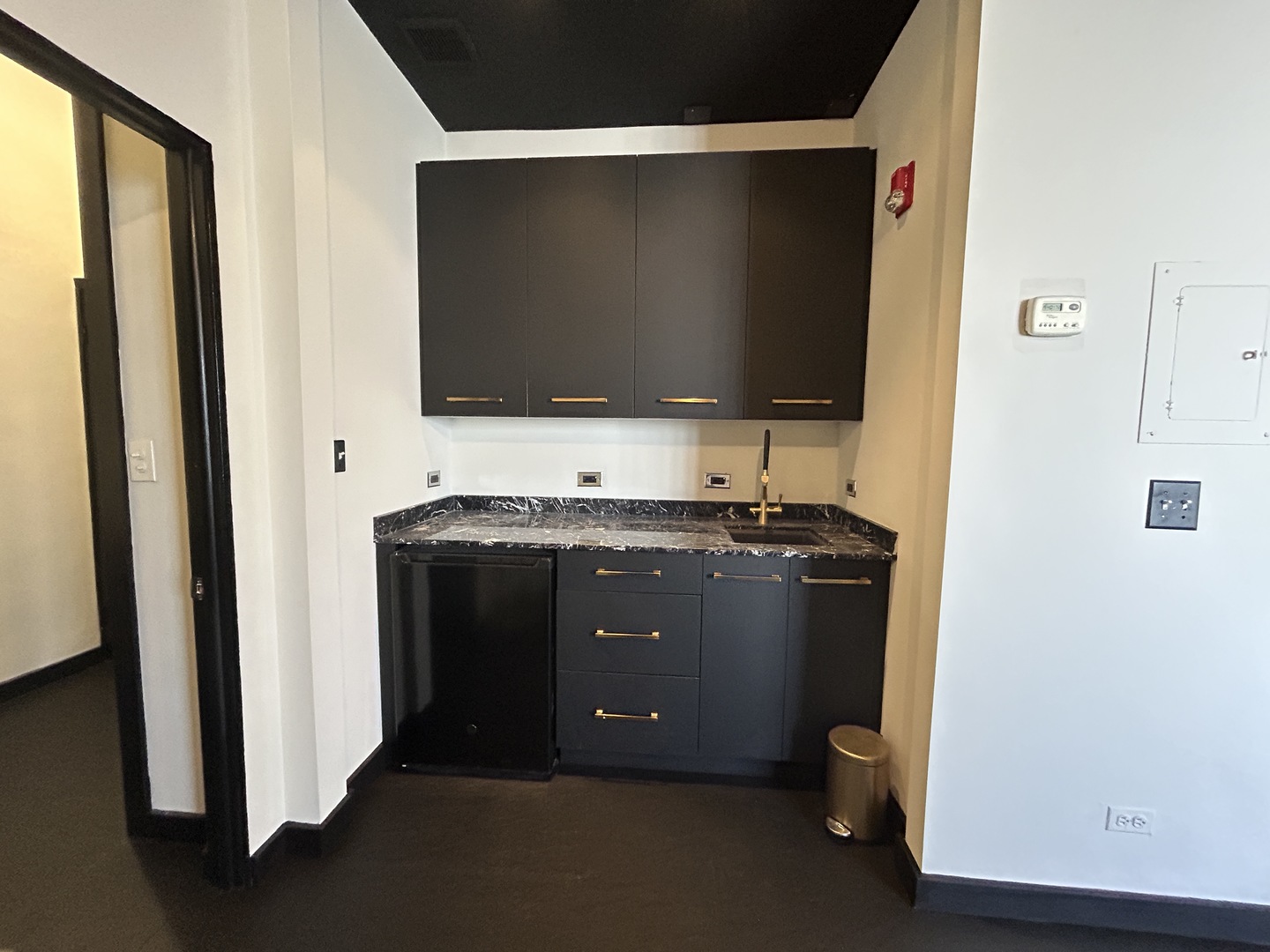 110 W Park Avenue, Elmhurst, IL 60126