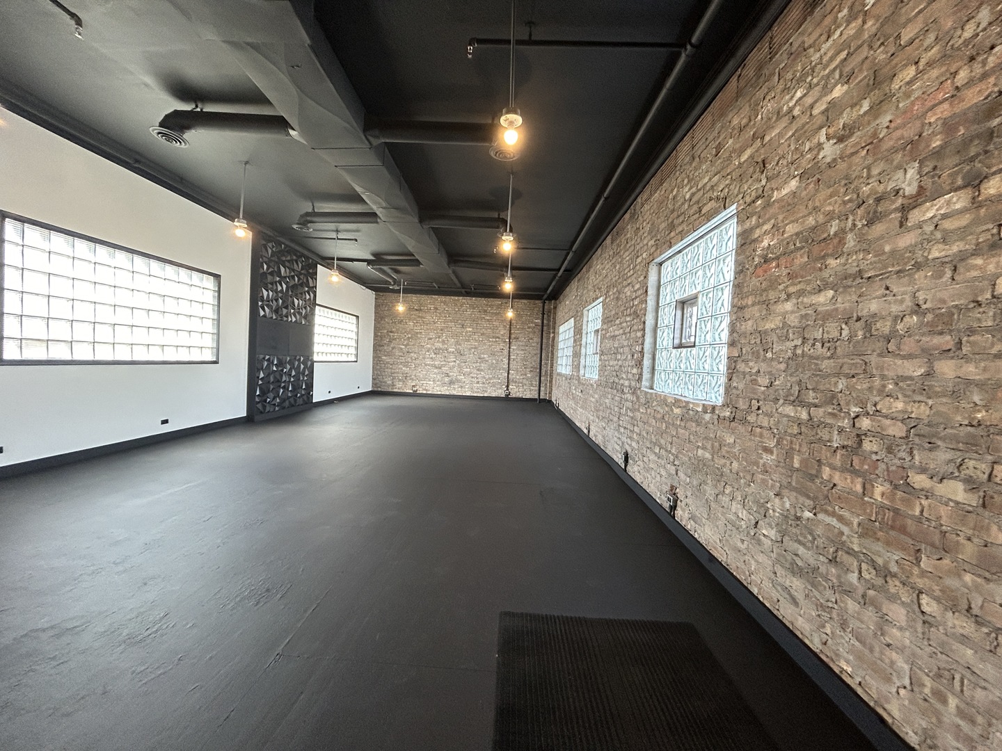 110 W Park Avenue, Elmhurst, IL 60126