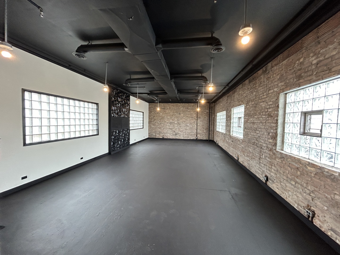 110 W Park Avenue, Elmhurst, IL 60126