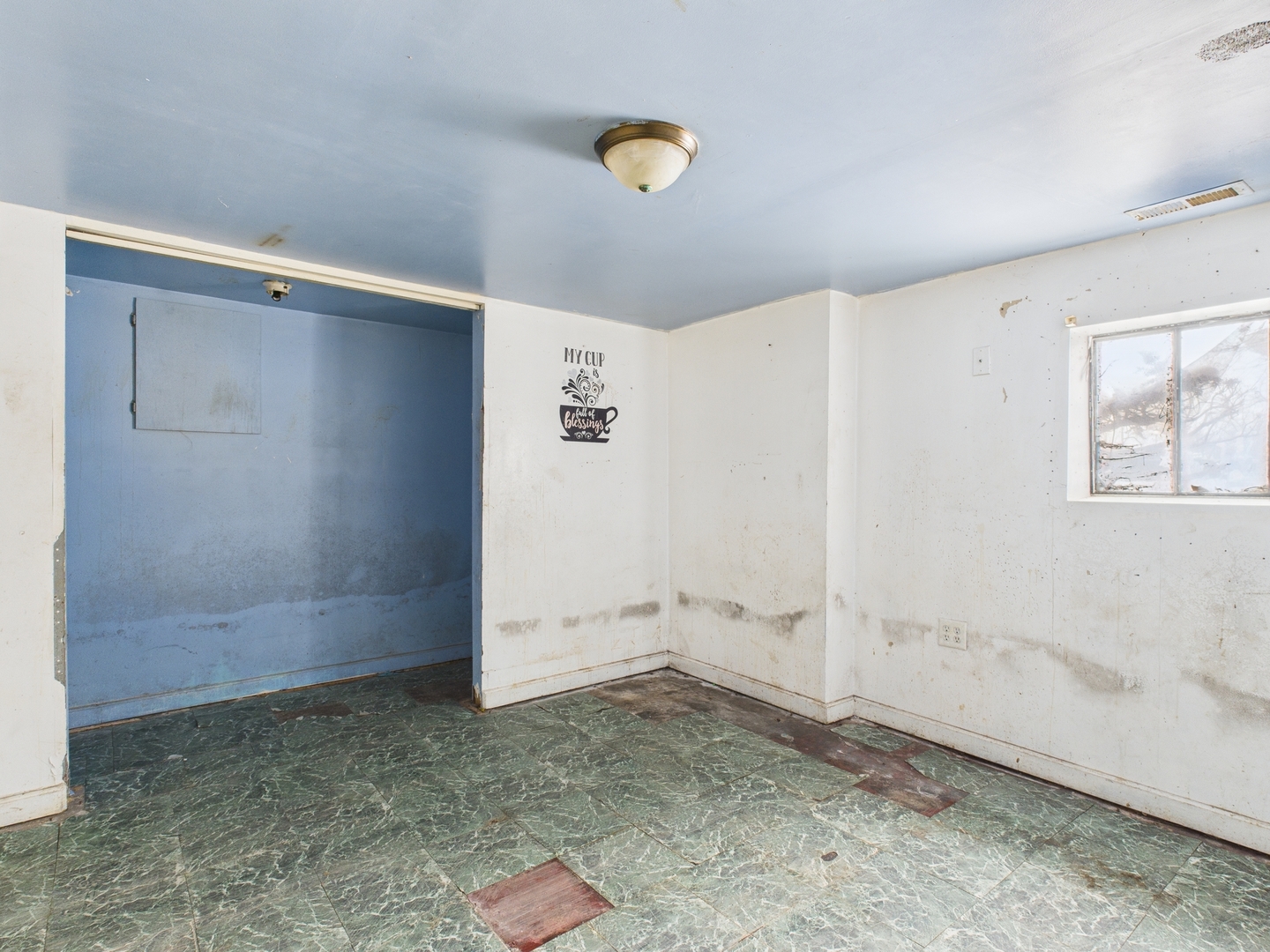 2001 S 11th Avenue, Maywood, IL 60153