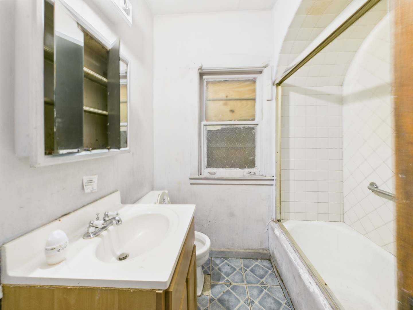 2001 S 11th Avenue, Maywood, IL 60153