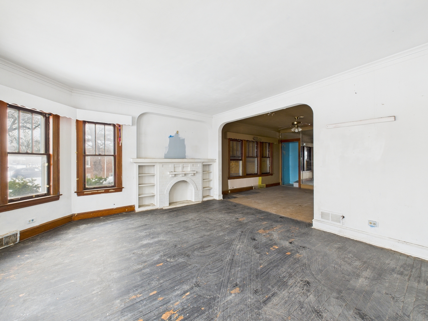 2001 S 11th Avenue, Maywood, IL 60153