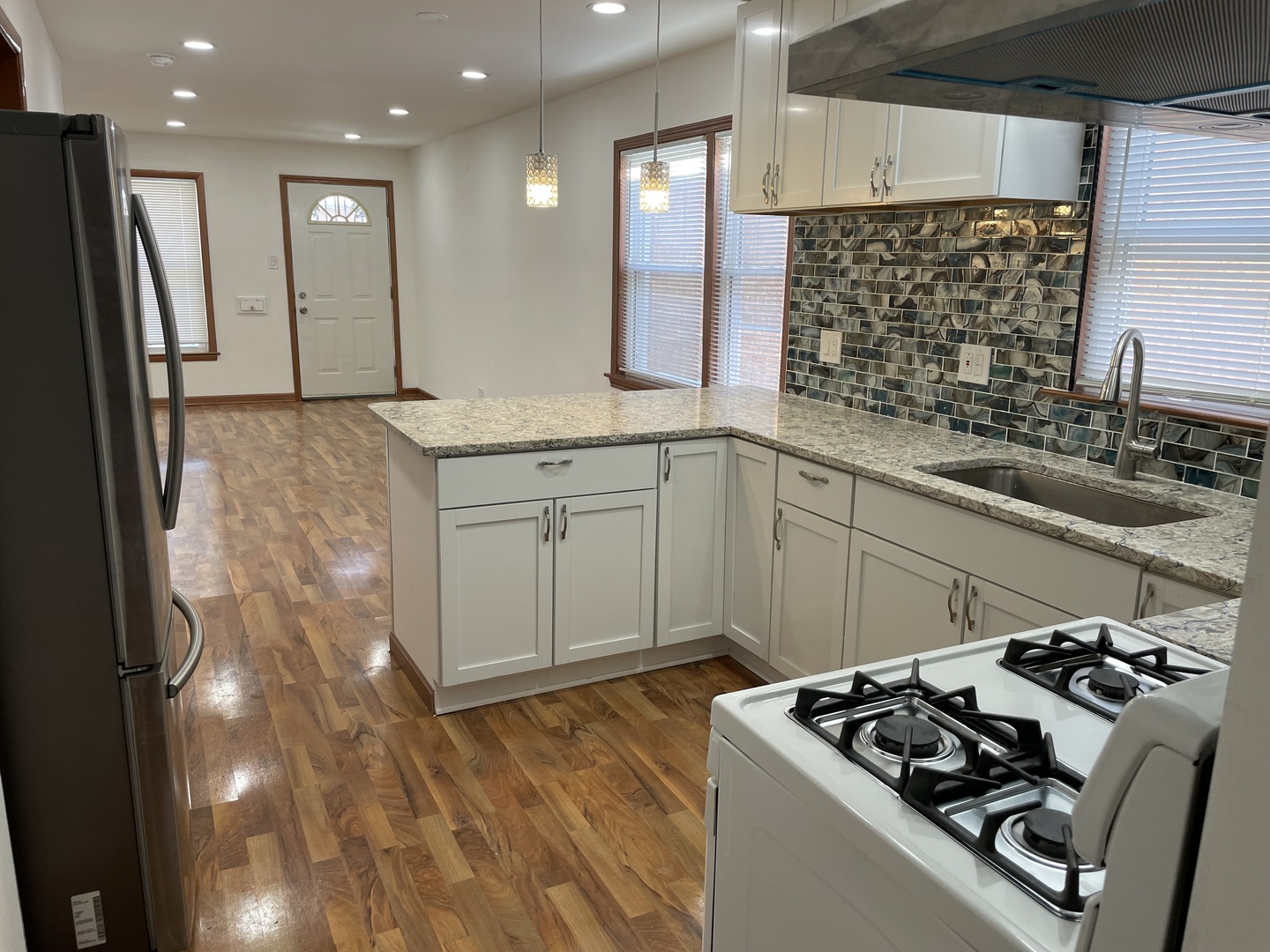 6642 S Wolcott Avenue, Chicago, IL 60636