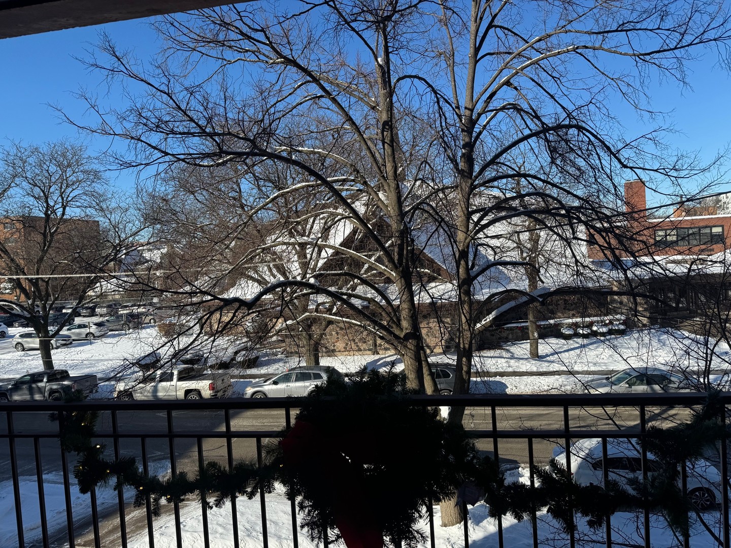 825 Pearson Street #3D, Des Plaines, IL 60016