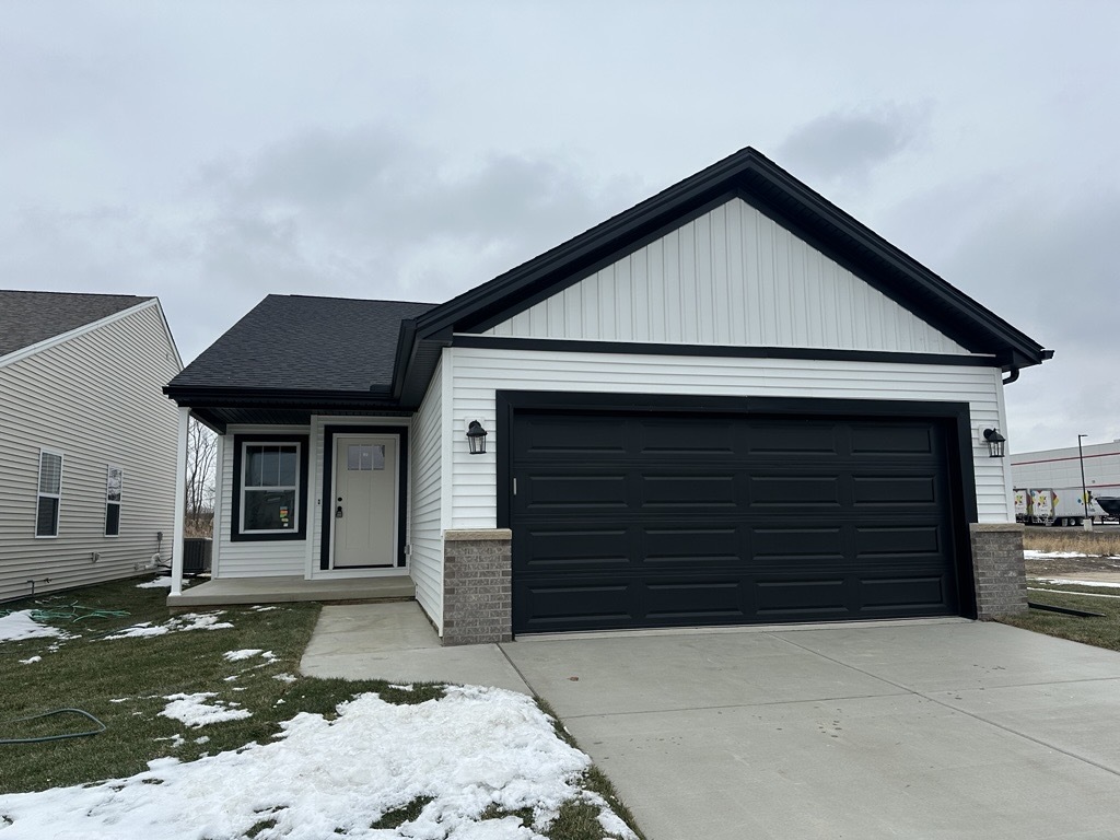 1 Eric Court, Bloomington, IL 61705