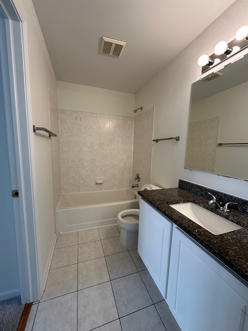 2600 Providence Avenue, Aurora, IL 60503