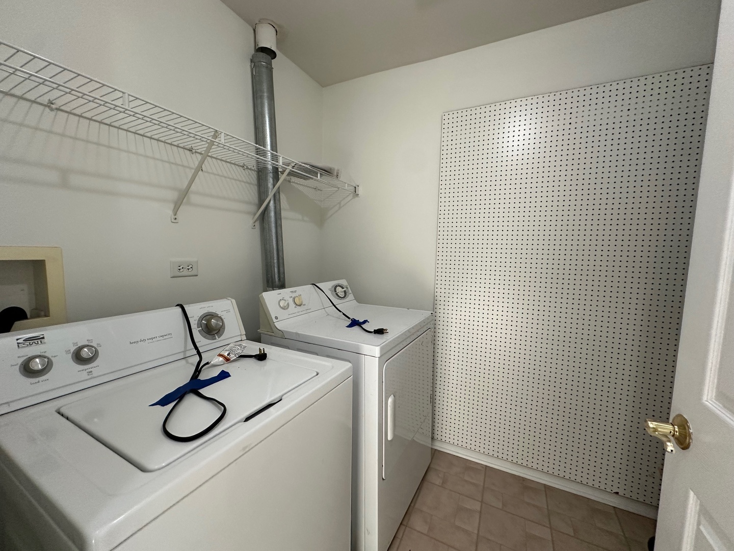 2600 Providence Avenue, Aurora, IL 60503