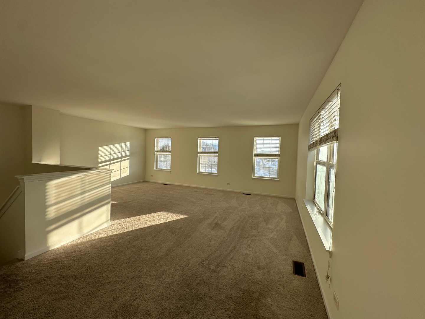 2600 Providence Avenue, Aurora, IL 60503