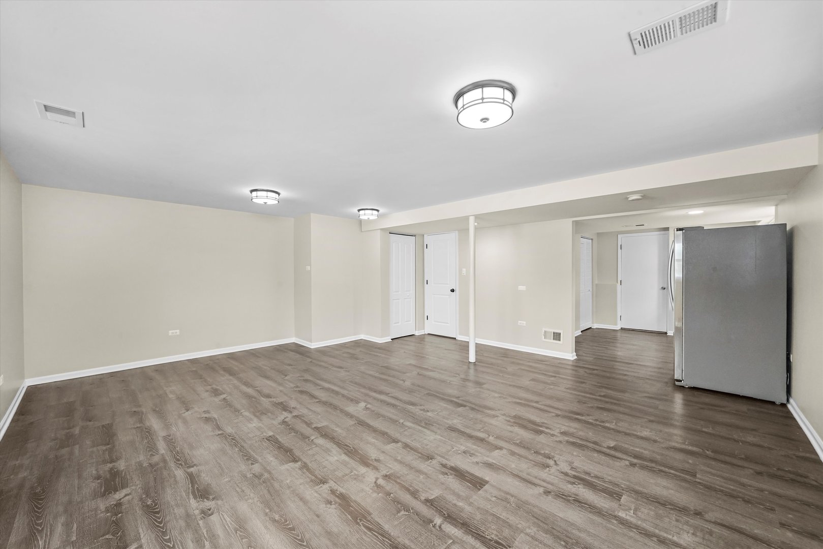 8939 Melvina Avenue, Oak Lawn, IL 60453