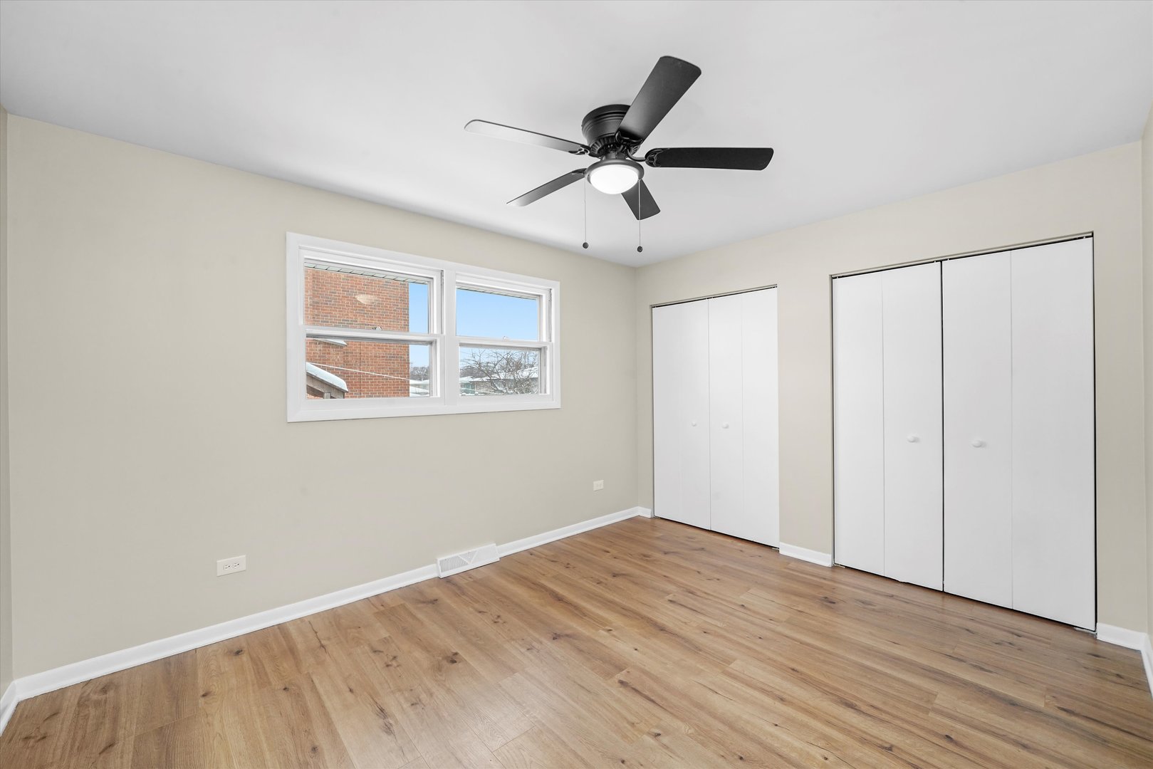 8939 Melvina Avenue, Oak Lawn, IL 60453