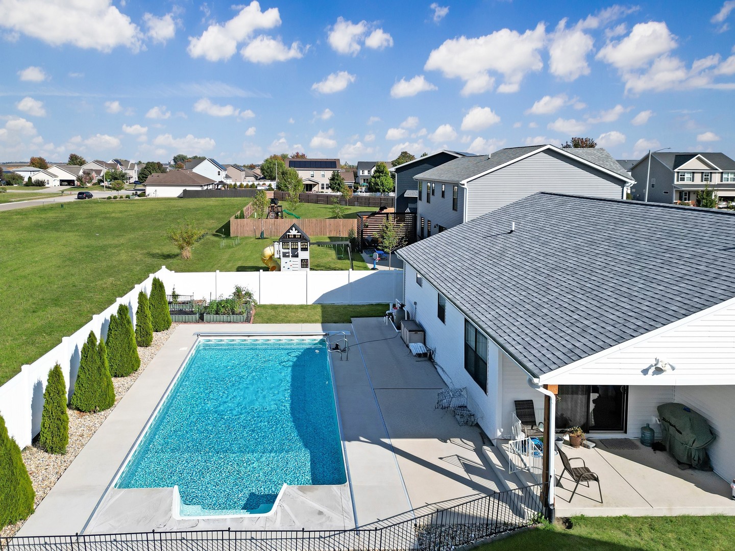 2172 Granby Lane, Normal, IL 61761