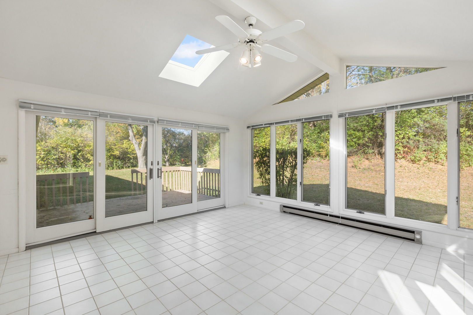 920 Eden Drive, Schaumburg, IL 60195