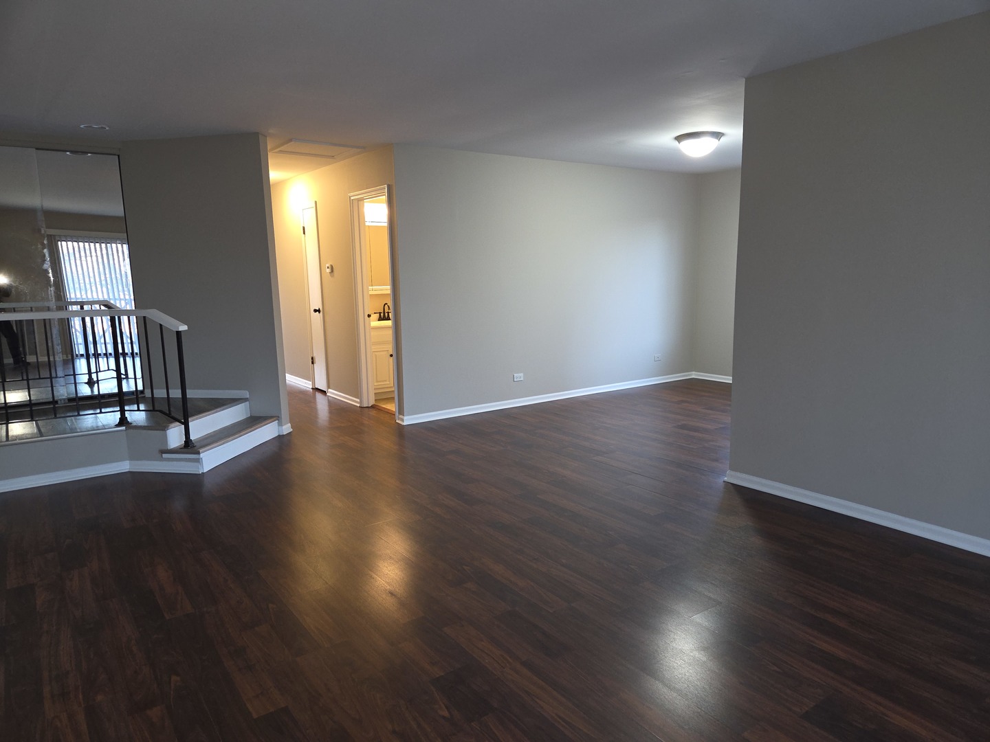 Schaumburg, IL 60193