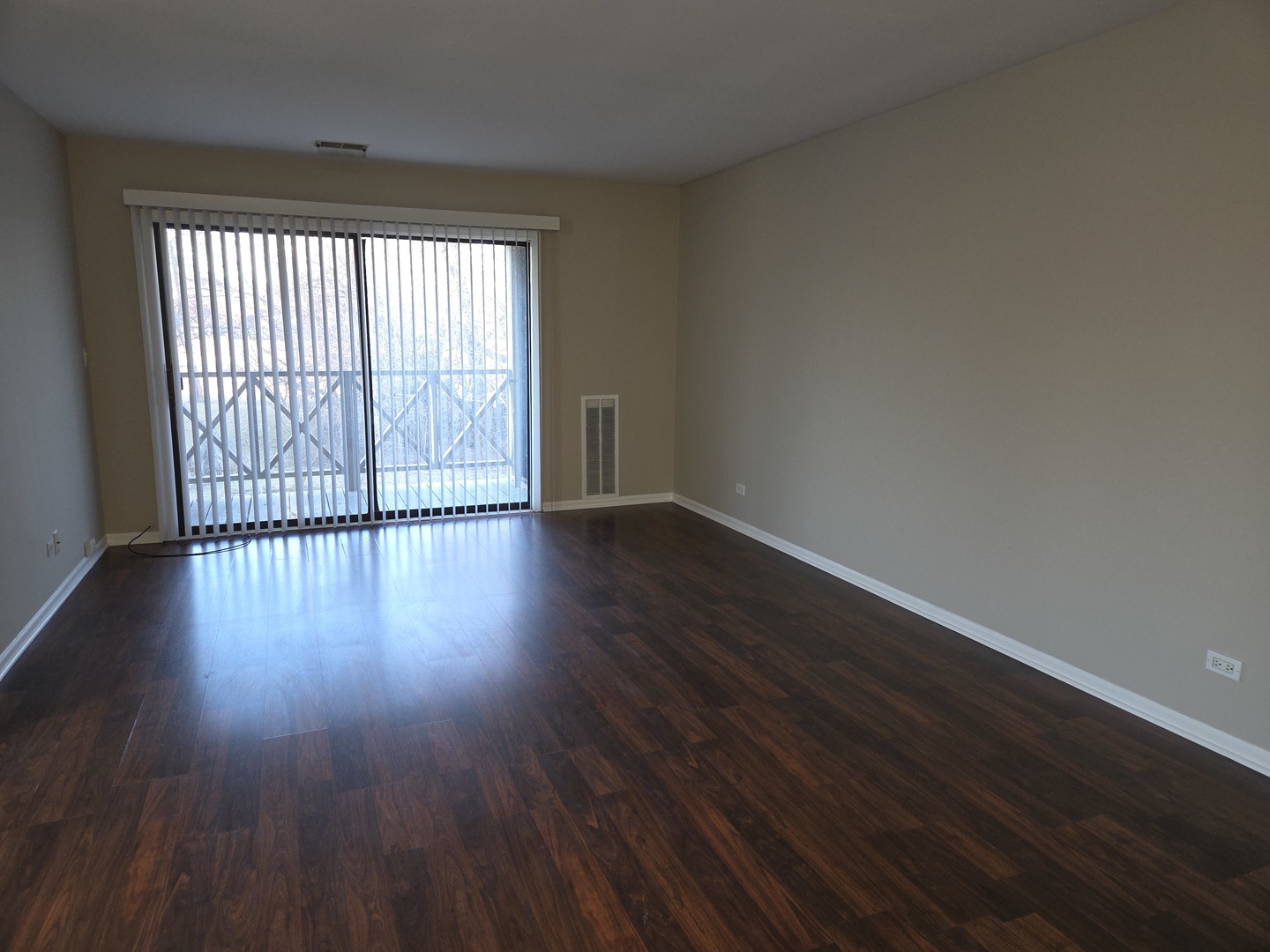 Schaumburg, IL 60193