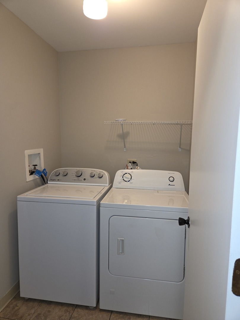 Schaumburg, IL 60193