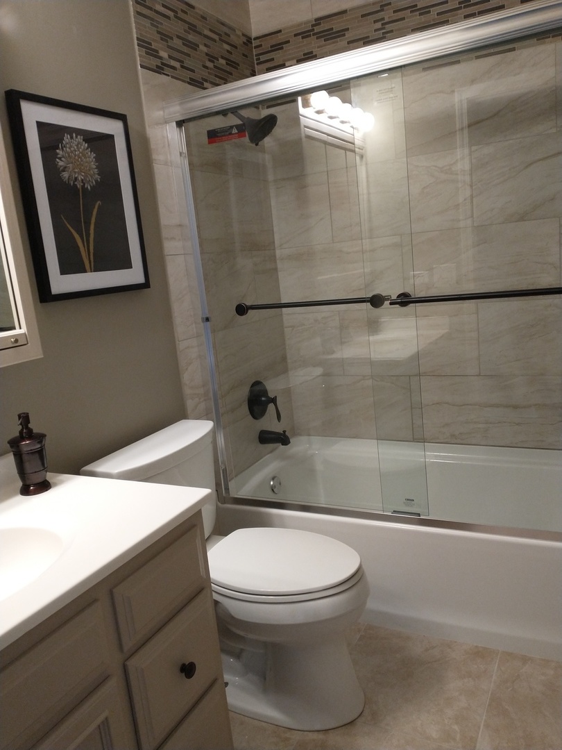 Schaumburg, IL 60193